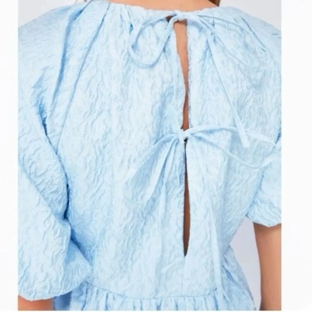 Tuckernuck Hyacinth House Julia Jacquard Puff Sleeve Babydoll Top S  Preppy Blue